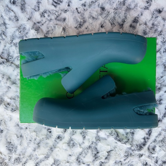 BOTTEGA VENETA PUDDLE LOAFER - Picture 1 of 9